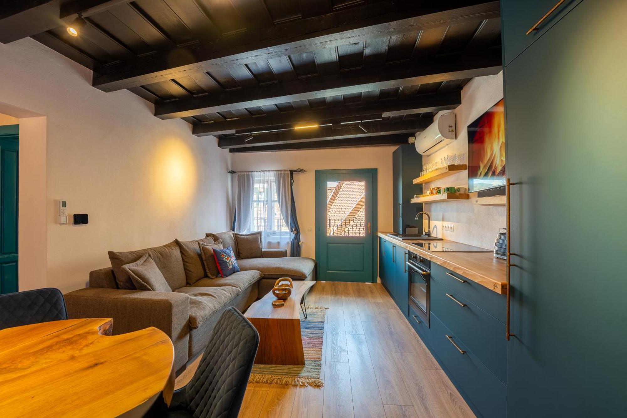 Casa Albastra By Casa Otto * Sighisoara